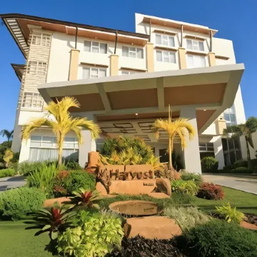 The Harvest Hotel Managed by HII Отели рядом с достопримечательностью «Нуева-Есиха Юниверсити оф Сайенс энд Текнолоджи, Дженерал Тинио Кампус»