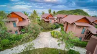 Koh Ma Beach Resort Hotel dekat Jaran's Yoga-Wellness-Eatery