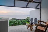 Akua Suites Ocean View Hotels in Tarcoles
