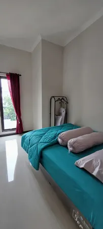 Villa Harmony Cluster C5 Отели в г. Junrejo