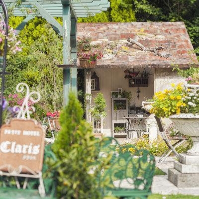 庭 ボンマリアージュ　花の森 クラリスの写真
