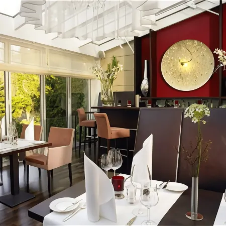 Hotel & Restaurant Dresel Отели в г. Хальфер