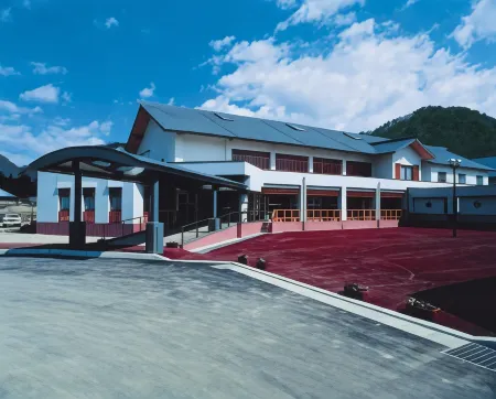 Kakunodate Onsen Kayokan Отели рядом со станцией Какунодатная станция