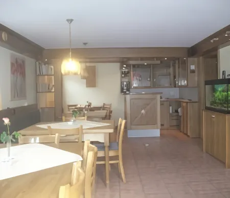 Pension Erpetal Отели в г. Вольфхаген