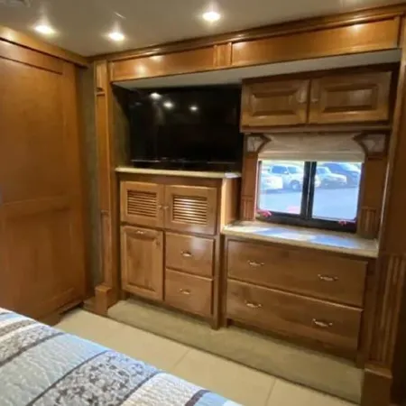 Enjoy Your Stay in Luxury at Grange for Psu Tailgate, or Our Private Lot w/Pool