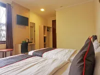 Hotel Fiducia Otista 153 Hotel in zona Giacarta Halim Perdana Kusuma