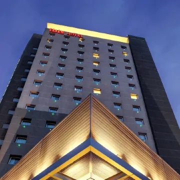 Ibis Santiago Providencia Отели рядом с достопримечательностью «Холм Сан-Кристобаль»
