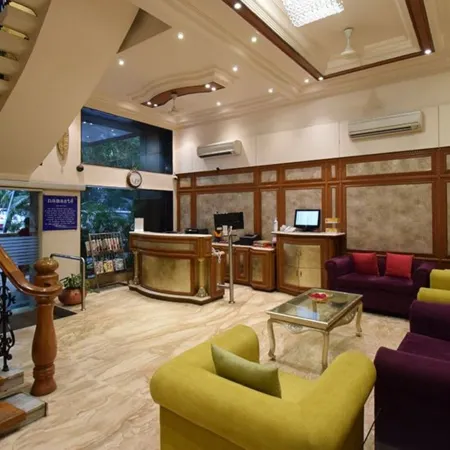 Hotel Shreemaya Отели в г. Индор