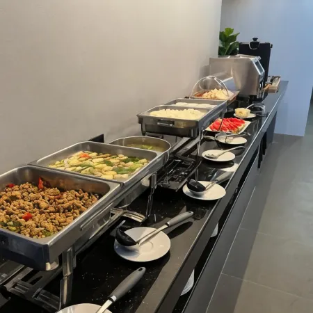 The Hub Suratthani Hotel