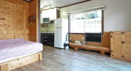 Tongyeong Maitreya Pension Отели рядом с достопримечательностью «Skyline Luge Tongyeong»