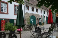 Wersauer Hof - Ferme Auberge Hotels in Reilingen