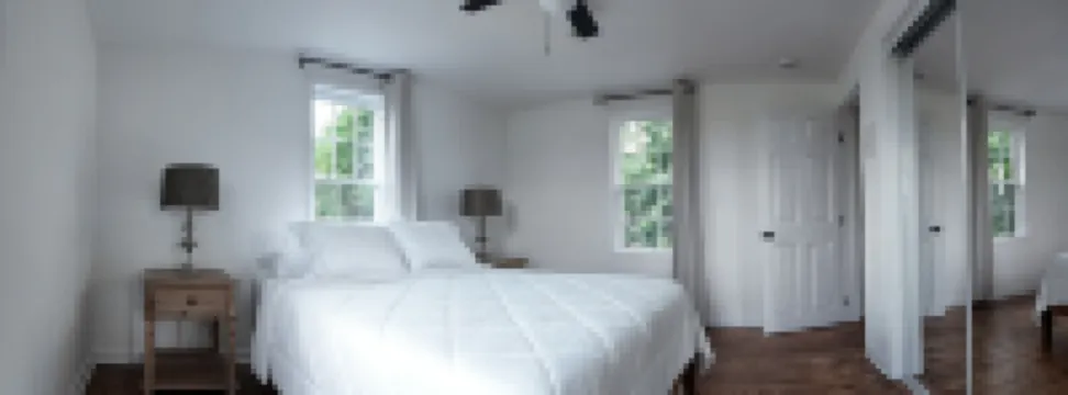 Charming 3-bedroom house with porch and yard in Winchester