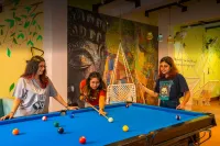 Gostops Rishikesh, Lakshman Jhula - Hostels