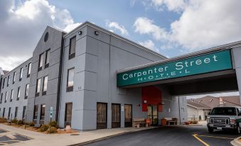 Carpenter Street Hotel