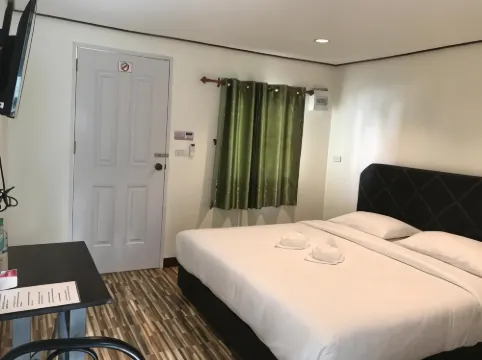 Baan Wira Guesthouse