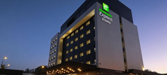 홀리데이 인 익스프레스 & 스위트 엔세나다 센트로 바이 IHG 엔세나다 호텔