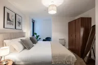 Kula Manchester - Condos