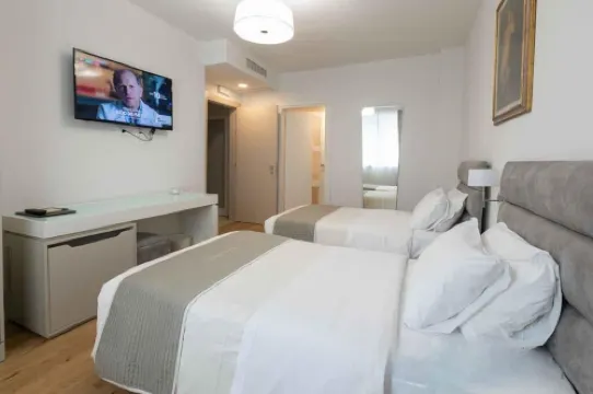 艾尼亞精品酒店