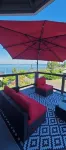 Spacious Home with Amazing Views - 2 Min Drive to  Beach/Water Access - جاكوزي