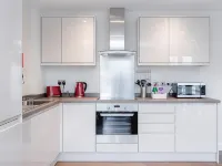 Roomspace Serviced Apartments - Trinity House Hotels in Reigate