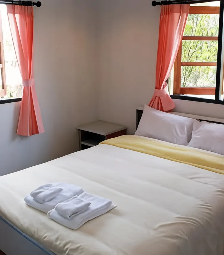 ห้องสแตนดาร์ด เตียงใหญ่ 1 เตียง