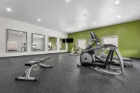 Spark by Hilton Amarillo Western Plaza - Gym