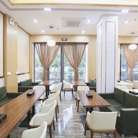 Lanhang Boutique Hotel (Shenzhen Baoan International Airport Gushu Subway Station)