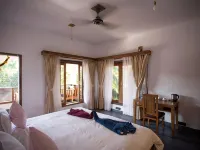 Dunhill Beach Resort Hotels near Agonda