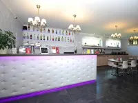 Pytloun Wellness Travel Hotel - ที่มีบาร์
