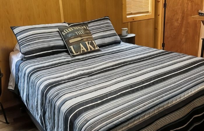 Studio Cabin – Pet-Friendly Retreat Near Lake Greeson & Kirby Landing Marina