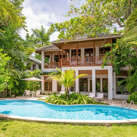 Idle Awhile Villa - Almond 4 Bedroom Villa