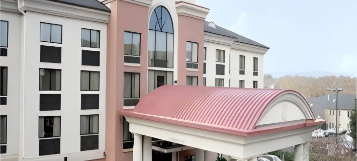 Holiday Inn Express & Suites GREENVILLE-DOWNTOWN by IHG Hotels in Greenville