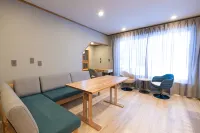 B Cycle apartment Hotels near Patchwork no Michi