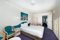 Golden Age Motor Inn