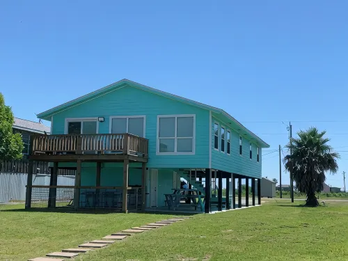 The Trusty Trout - 5 bedroom house w/ lighted pier on Caney Creek in Sargent, TX - Balkon
