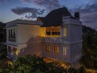 Dive in to our pool and feel the breeze at Mbibo House in the Shela sand dunes Hoteles en Shela