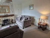 Well appointed cottage on a working hill farm - Wifi