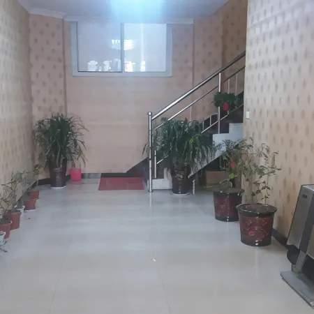 Linyi Yiju Hotel