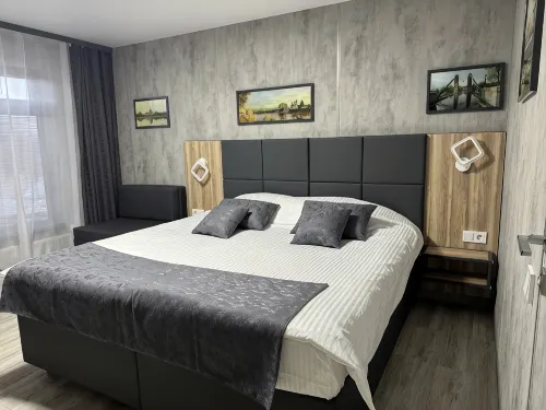 Mandarinoviy Ostrov Hotel - 2 ดาว