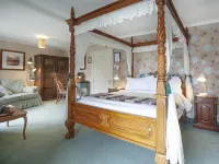 Lifton Hall Hotel