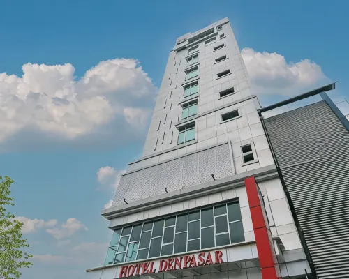 Hotel Denpasar Makassar by LIFE Hotels in Makassar