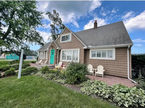 2026 Remodel! Downtown Oscoda - Lake Huron Beach and Pier! Sleeps 13