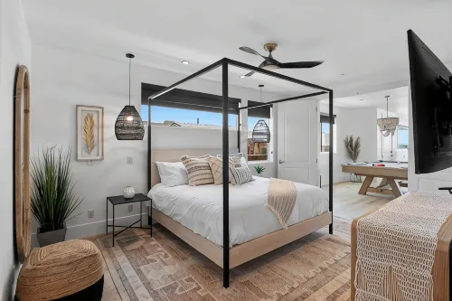 BEACHFRONT BOHO DREAM SLEEPS 20!  Luxury 8 Bedroom 9 Bath Home Steps from  Water