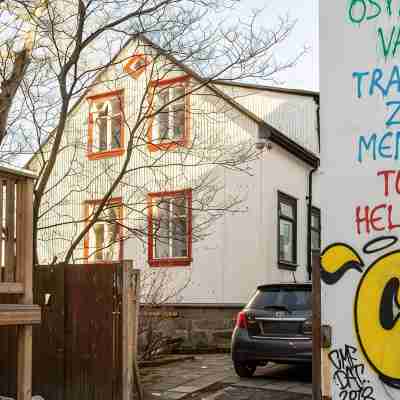 Charming Split-Level Apartment in the Heart of Reykjavík Hotel Exterior