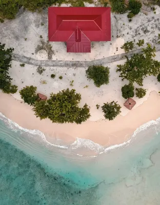 Nusa Nalan Beach Resort - Хоумстей