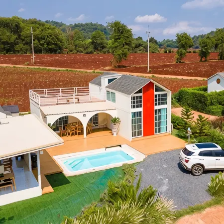 Apple Tree Pool Villa Khao Yai