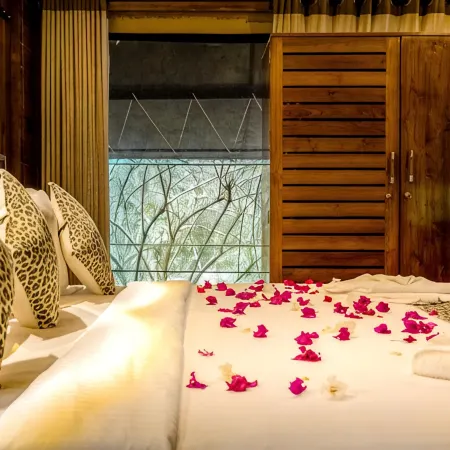 Leopard Reach Yala by Seven Angels