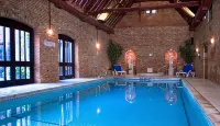 Seckford Hall Hotel & Spa - Pools