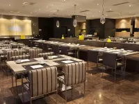 馬德里費雷阿AC飯店 卡尼利亚斯附近的飯店