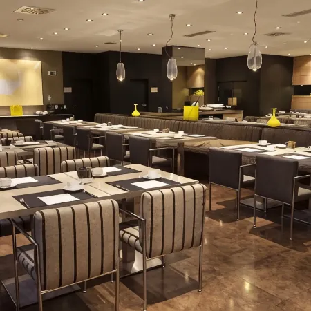 AC Hotel Madrid Feria Отели рядом с достопримечательностью «Орталеза»